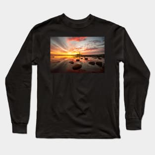 St Marys lighthouse looking south Long Sleeve T-Shirt